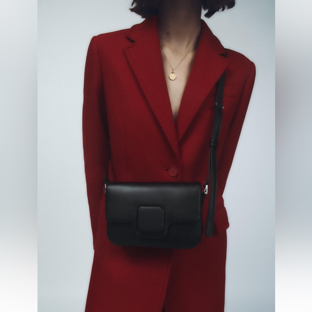 ✨SALE✨ ZARA SQUARE PIECE TRIM CROSSBODY BAG ✨SALE✨